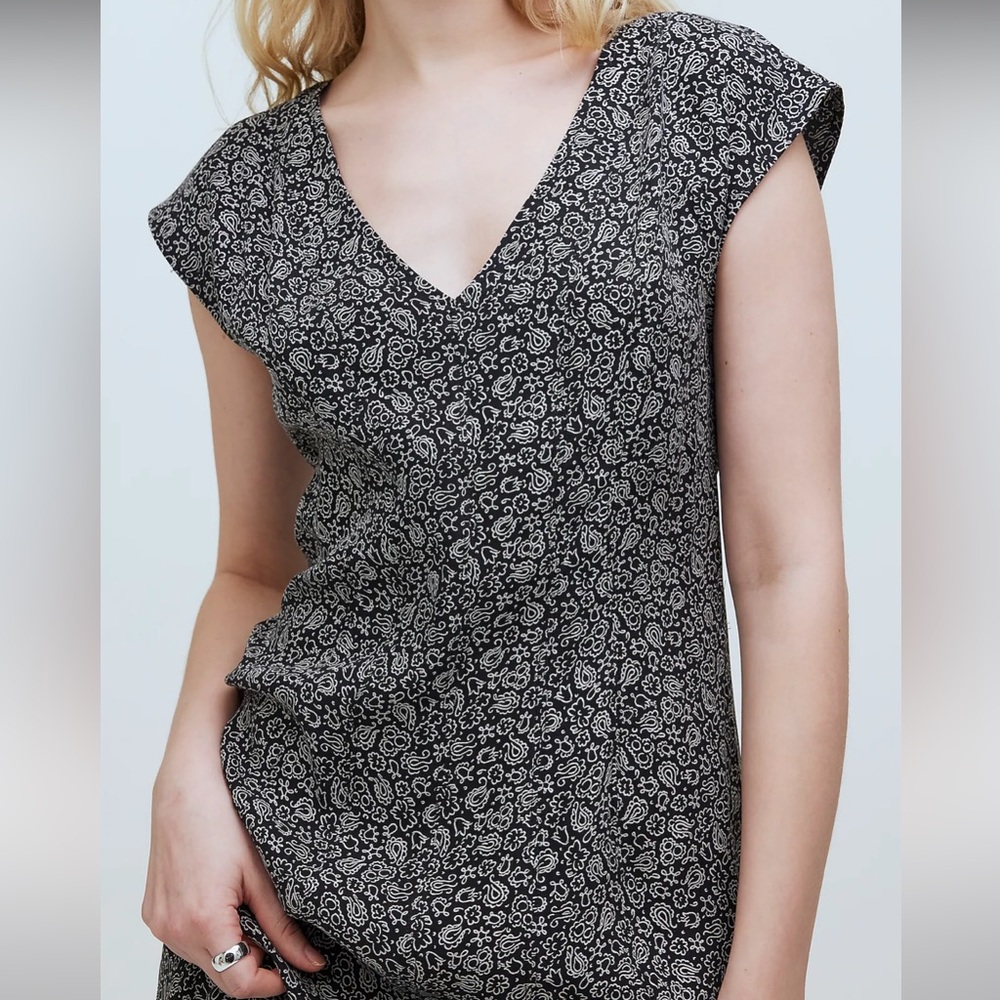 NWT Madewell Cap-Sleeve V-Neck Midi Floral Dress NEW 10 - Picture 3 of 9